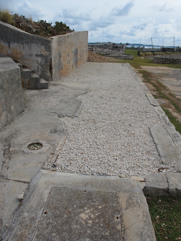 Day3 - 51 closed off bunker and ammo storage 17-Jan-2010